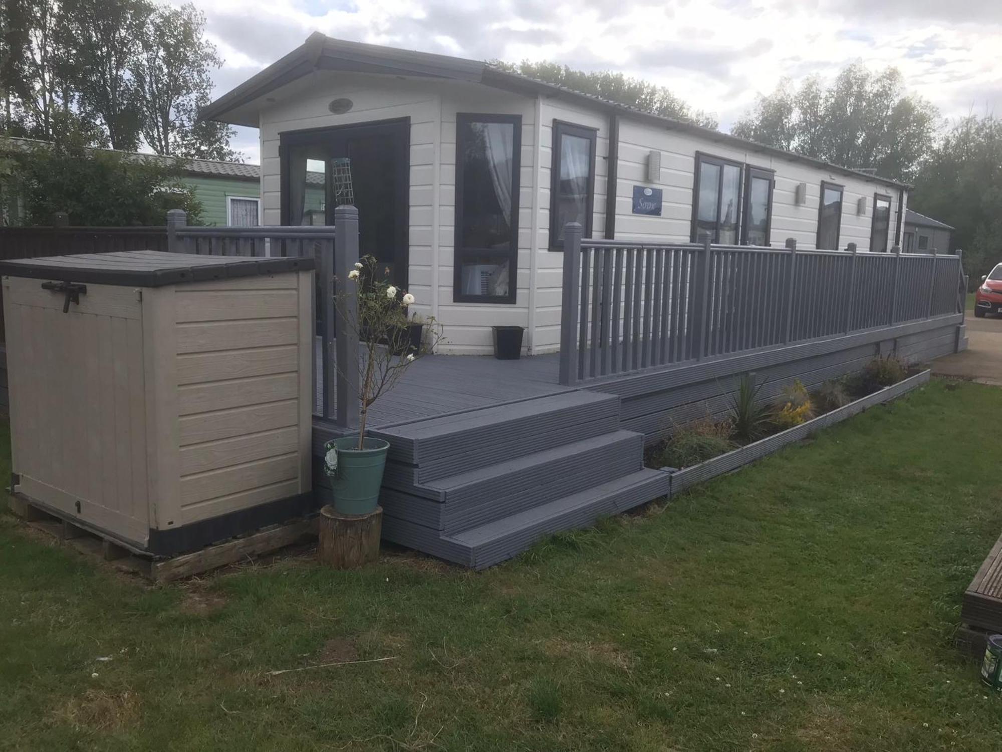 Beautiful 2 Bedroom Caravan On Billing Aquadrome Northampton Exterior foto
